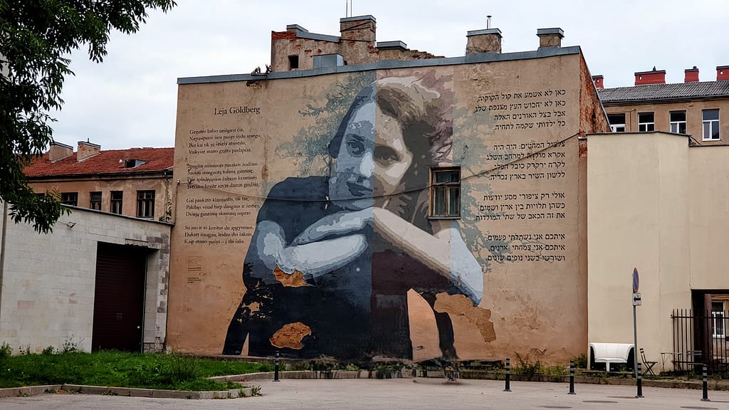 Kaunasin muraalit - Lea Goldberg, Kęstučio g. 16B